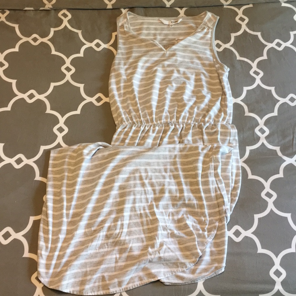 Sonoma Gray/White Maxi Dress